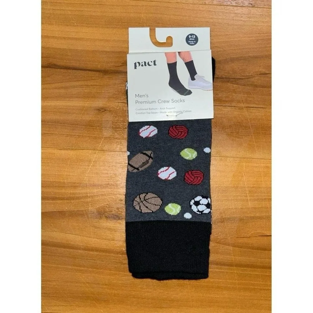 Mens NWT PACT Sports Basketball Soccer Football Crew Socks‎